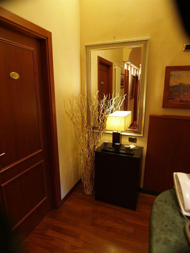 69 Manin Street Otel Roma Dış mekan fotoğraf